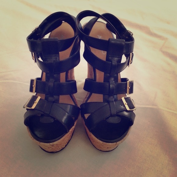 -SOLD-