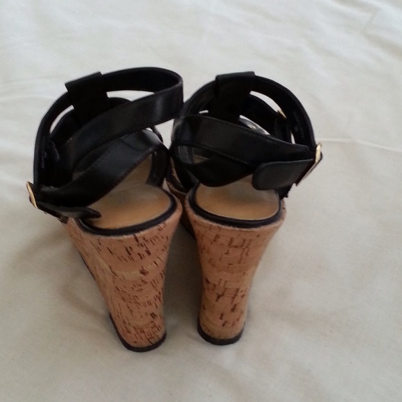 -SOLD- - Picture 3 of 4