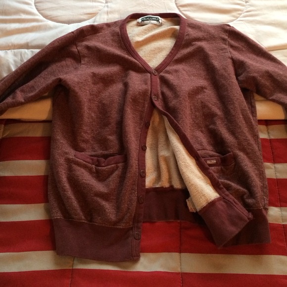 Sweater - Picture 4 of 4