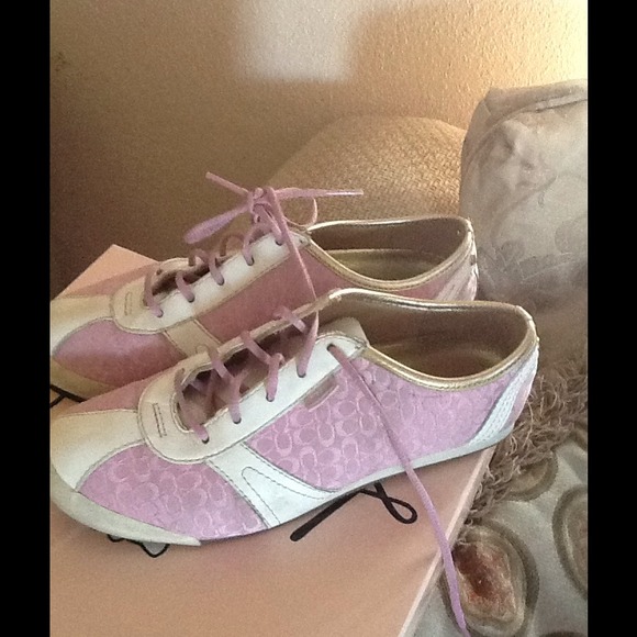 Coach tennis shoes