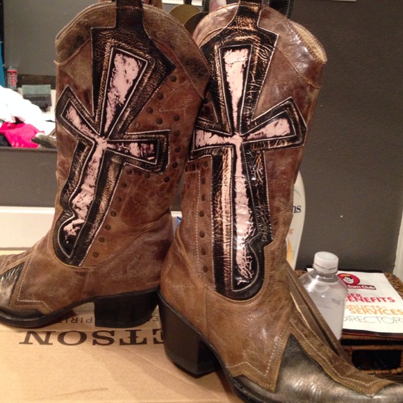 Boots reduced