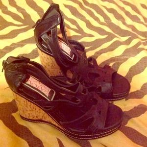 Black wedge sandal nwt