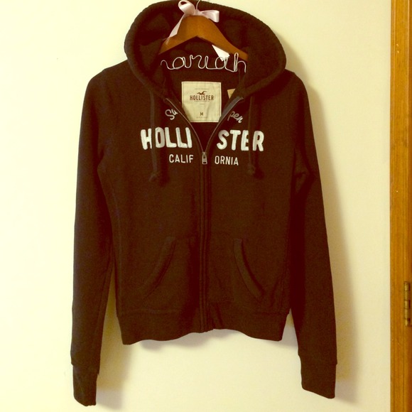 Navy Hollister Hoodie!