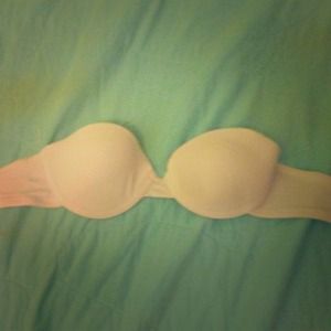 Strapless bra