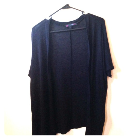 Short sleeve sweater/ wrap