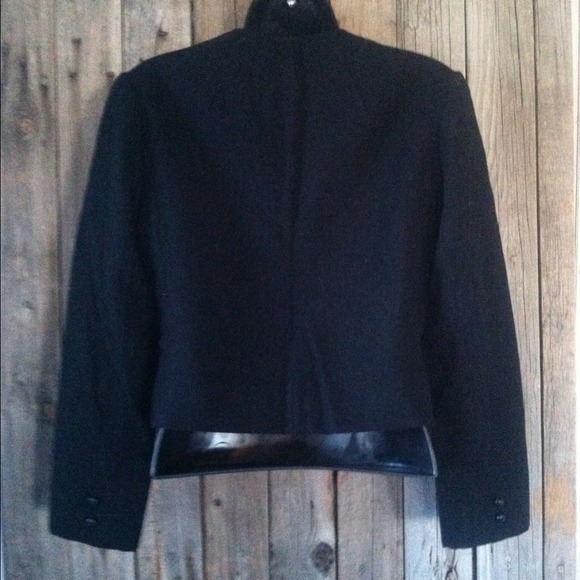 π₯CC saleπ₯Pendleton wool cropped jacketπ«$35π« - Picture 2 of 3
