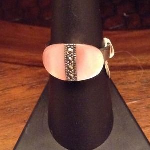 Sterling Silver Mother Pearl/Marcasite Ring SZ 8