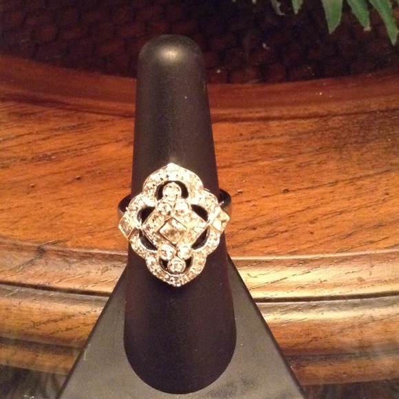 Fashionable Sterling Silver Ring SZ 7