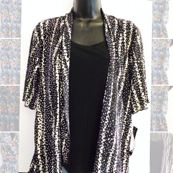 Black and White Print Top