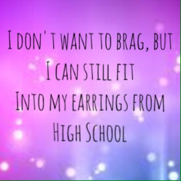 Hi! I'm Mandi. Welcome to my closet! - Picture 2 of 2