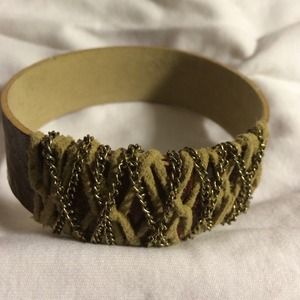 Bracelet