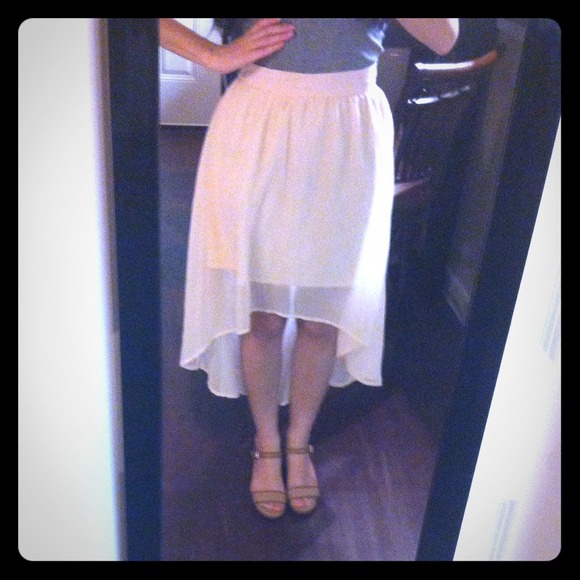 Bar III High Low Sheer Peach Skirt - Picture 3 of 6