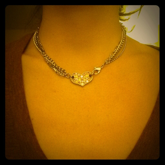 Guess necklace with pink heart