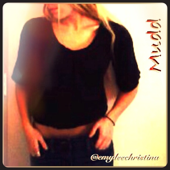 Black quarter sleeve shirt