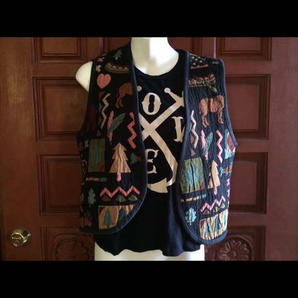 🐻 Tribal Vest 🌲