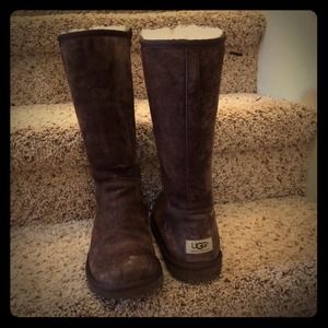 🌟SOLD🌟UGG Boots S/N 5683 Sunset II