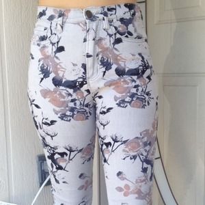 💃HOST PICK‼️ BDG High rise Bundle