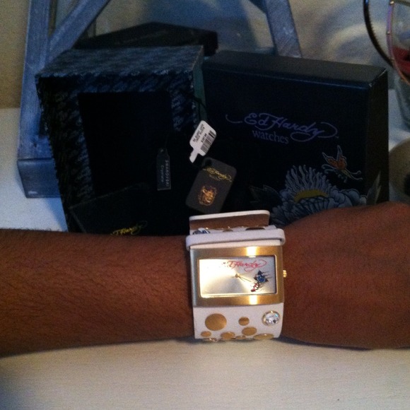 Ed Hardy Watch - Picture 4 of 4