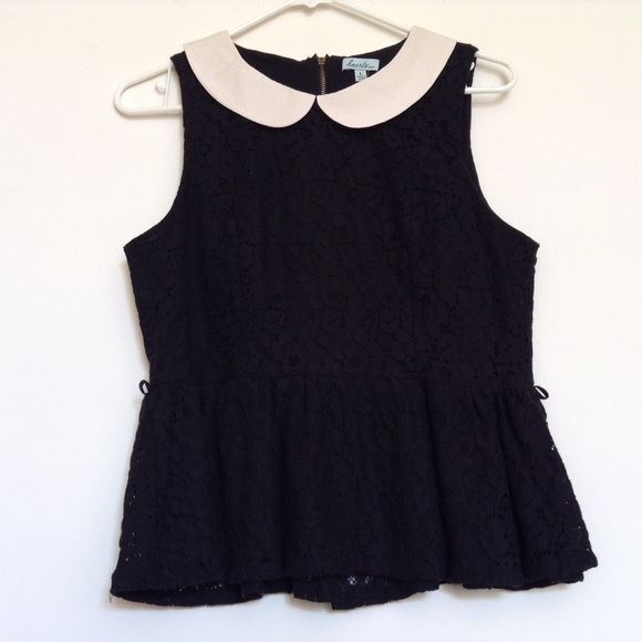 Hearts peter pan collar peplum top