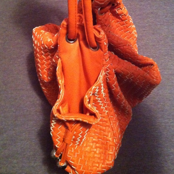 Orange bag! - Picture 3 of 4