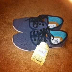 NEW Toms cordones