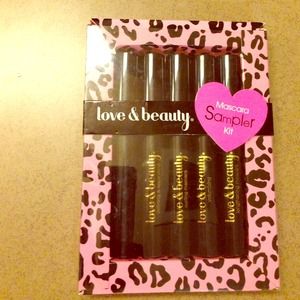 Forever 21 Love & Beauty mascara Sampler