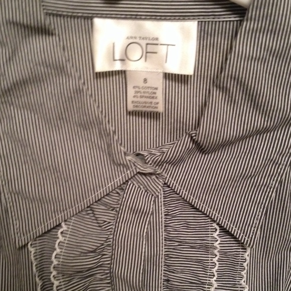 Button up, ruffle front shirt (Ann Taylor LOFT) - Picture 2 of 4