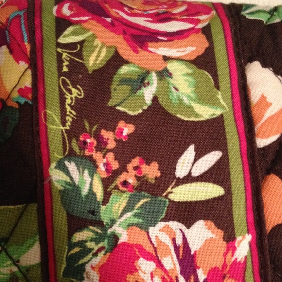 Vera Bradley Messenger Baby bag in English Rose - Picture 2 of 4