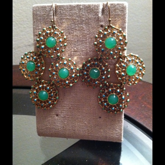 Stella & Dot Garden Party Earrings Green