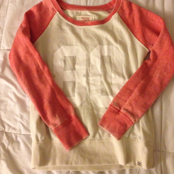 Mollie sweatshirt size medium!