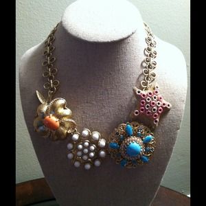 Stella & Dot Birds of Paradise Necklace
