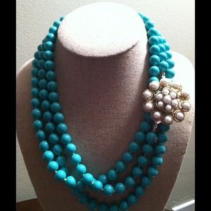 Stella & Dot Turqoise La Coco necklace