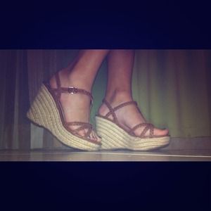 Brown strappy wedges