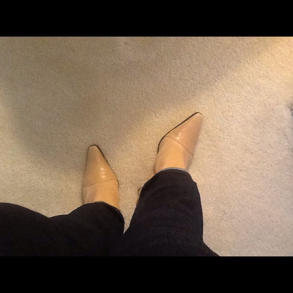 JUST REDUCED π Nine West Ankle Boots - Picture 2 of 4