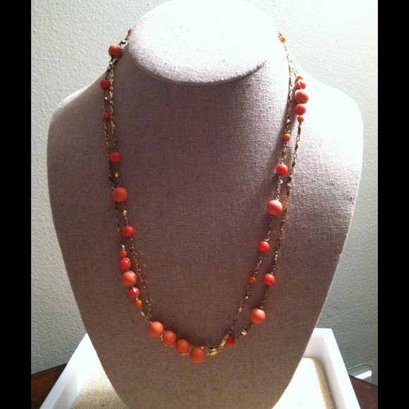 Stella & Dot Coral Necklace