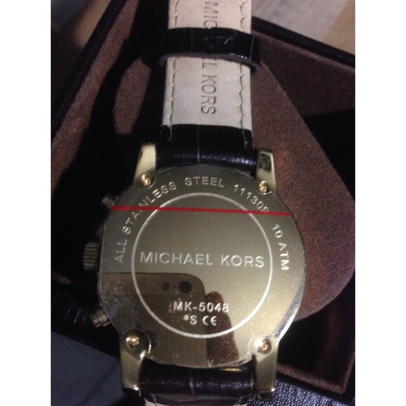 ❌❌Sold❌❌Michael Kors Leather strap Watch - Picture 2 of 4