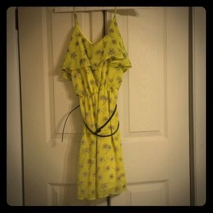 Short yellow floral dress with leather-like belt