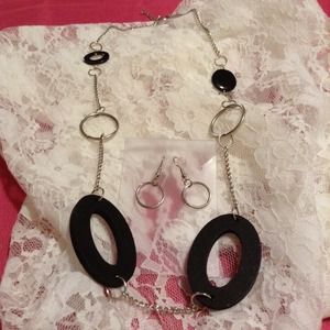 0-0 Necklace & earrings