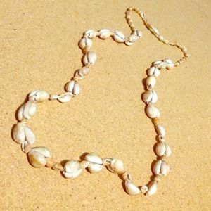 Shell necklace