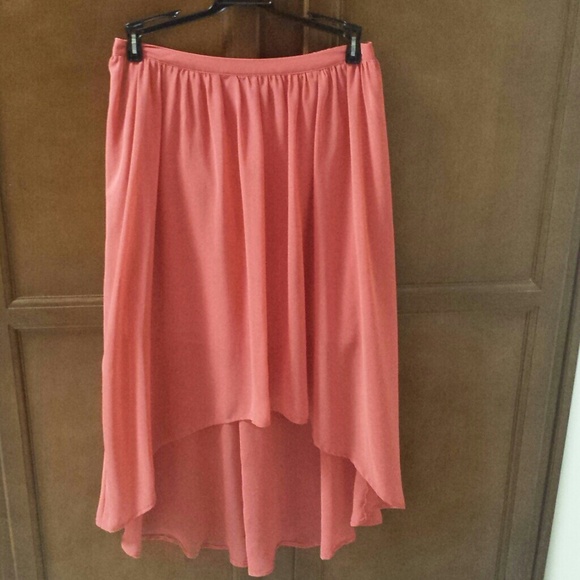 Lauren Condrad Hi-Low chiffon skirt - Picture 2 of 4