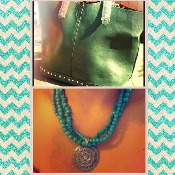 Handbags - ⚡️Bundle - bag and necklace ⚡️