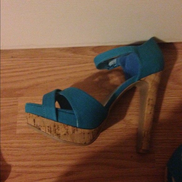 Never worn blue sandals