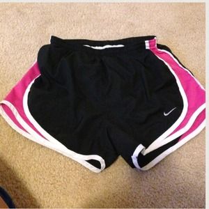 nike shorts and leopard print high waist BUNDLE✨