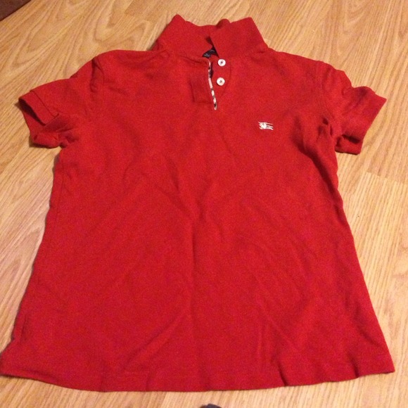 Red burberry collar shirt