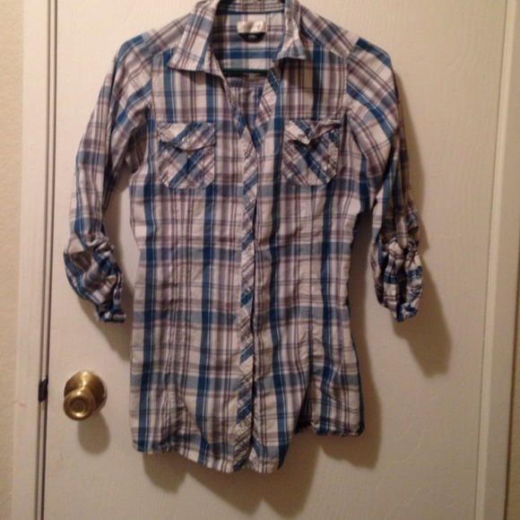 Boyfriend-Style button up (Blue/White/Grey)