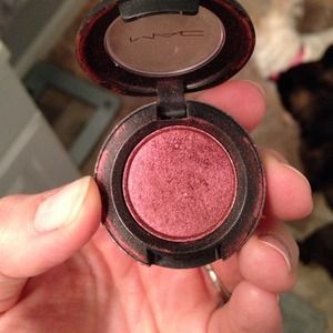 MAC eyeshadow and shoe bundle *****