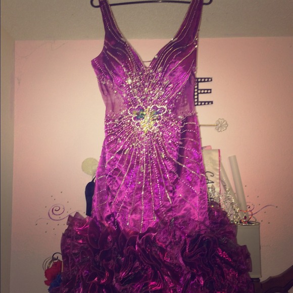 Pageant gown