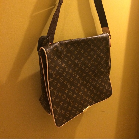 Fashion LV cross body bag