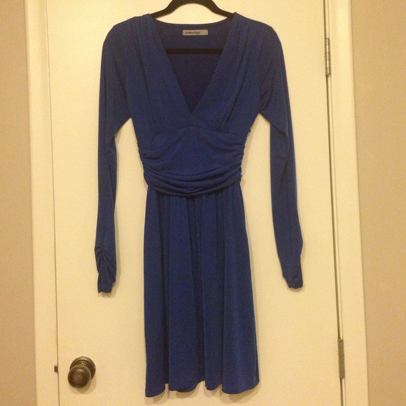 ⭐️Royal Blue long sleeve dress⭐️