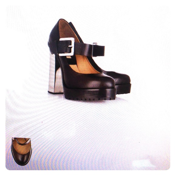 LOOKING FOR THESE MICHAEL KORS MARY JANE PUMPS - Picture 1 of 1